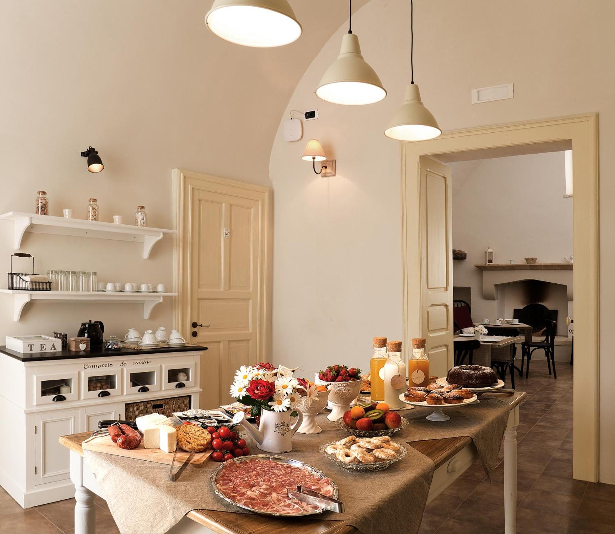 Bed and Breakfast Don Alfonso Dimora D'Epoca Ракале Экстерьер фото